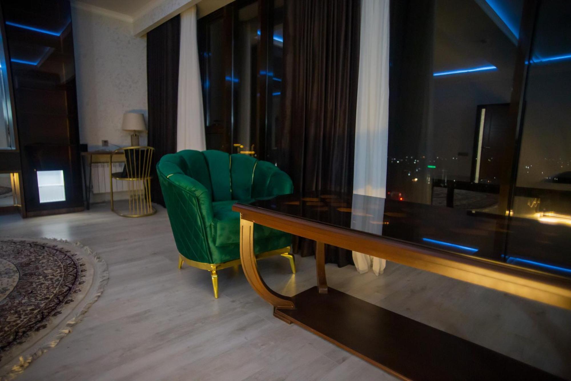 Baland Hotel Dushanbe Ngoại thất bức ảnh
