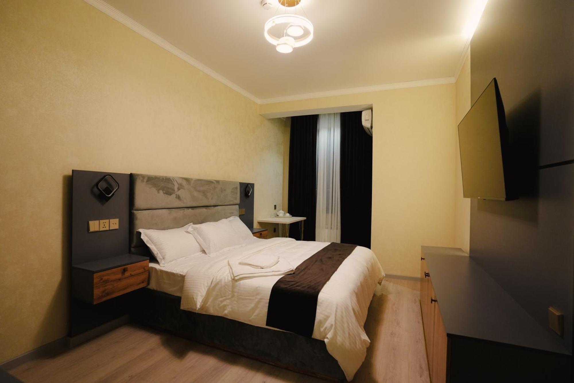 Baland Hotel Dushanbe Ngoại thất bức ảnh